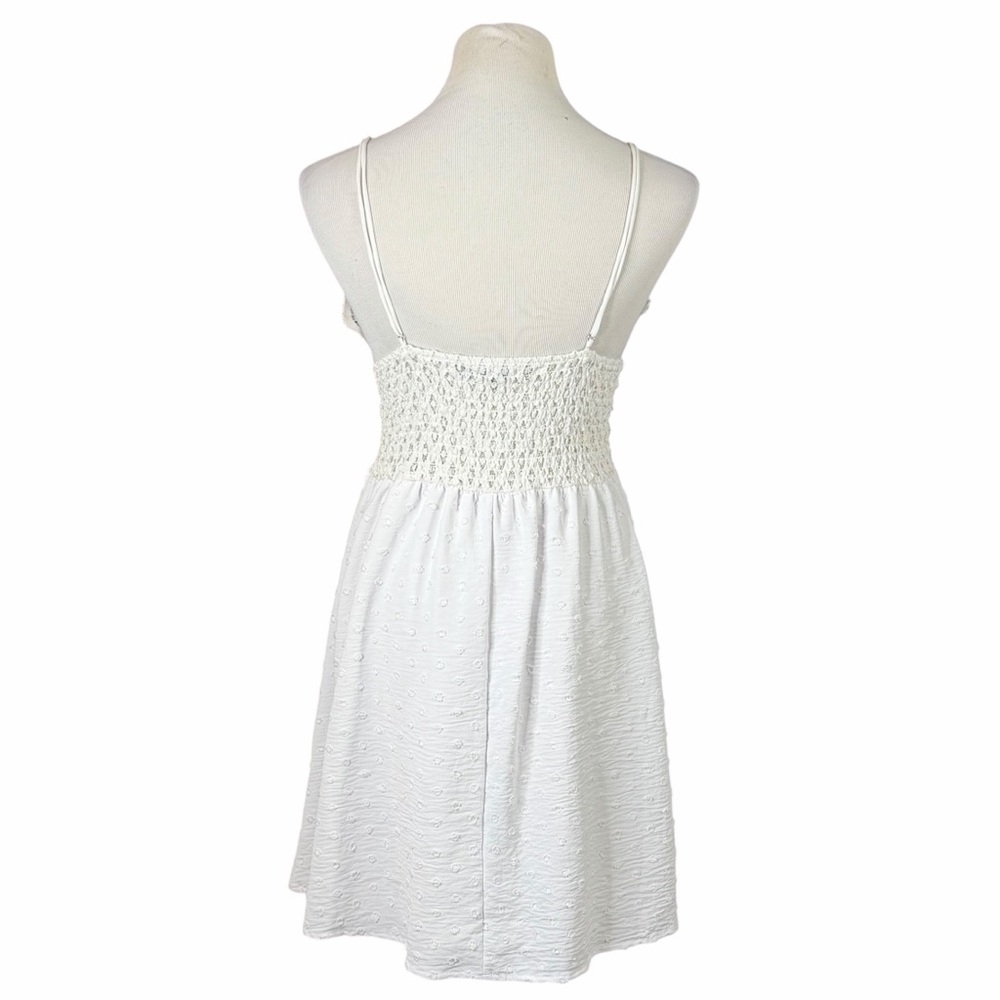 10/$25🦋 Faded Rose White Lace Crochet V-Neck Babydoll Mini Dress - Size Large - Picture 5 of 15